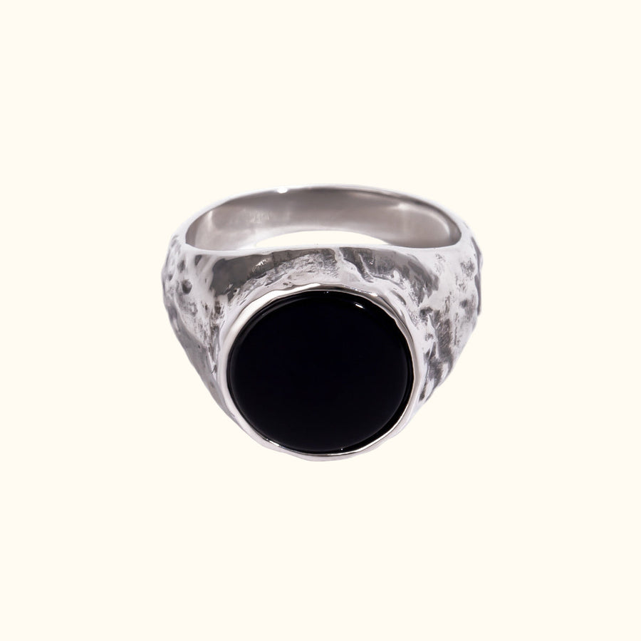 Majestic Obsidian Elegance