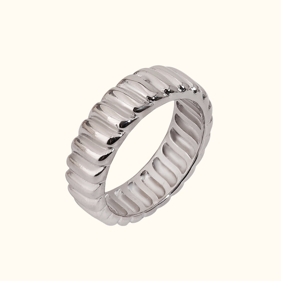 Radiance in Rippled Elegance