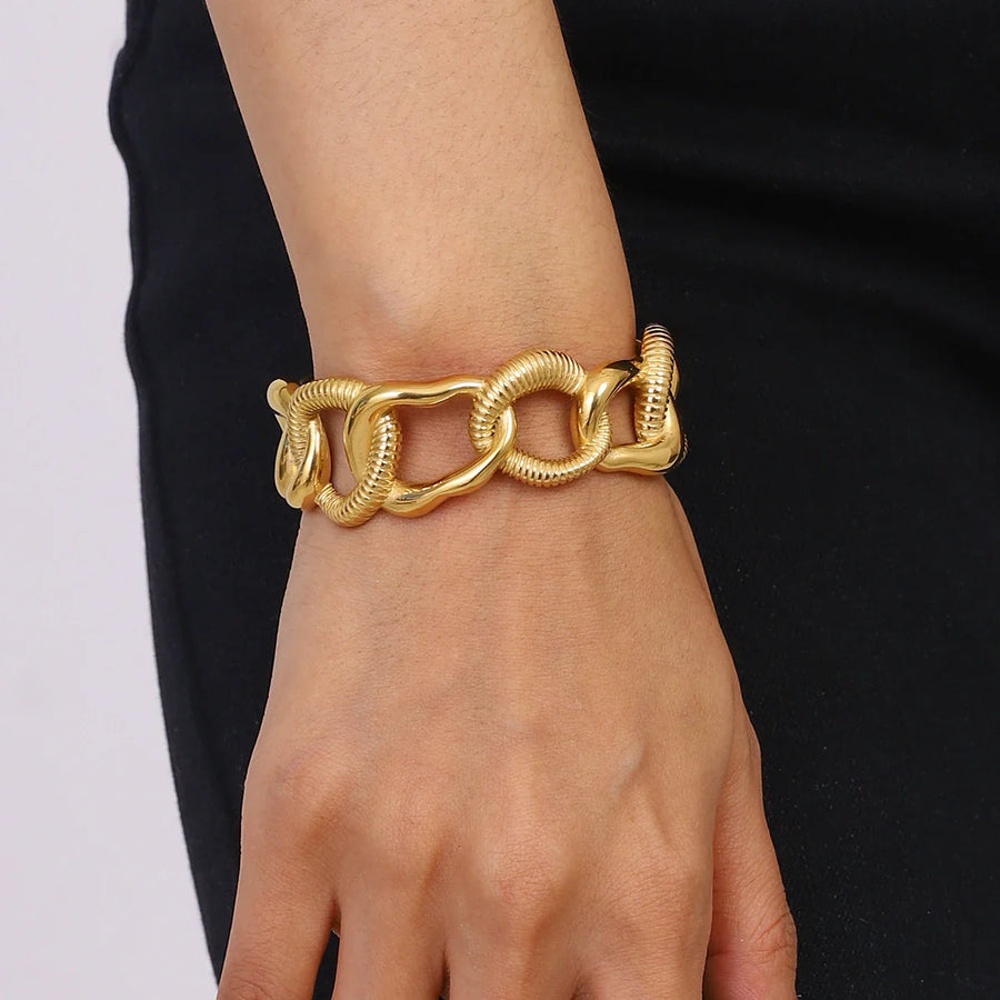 Opulent Link Cuff