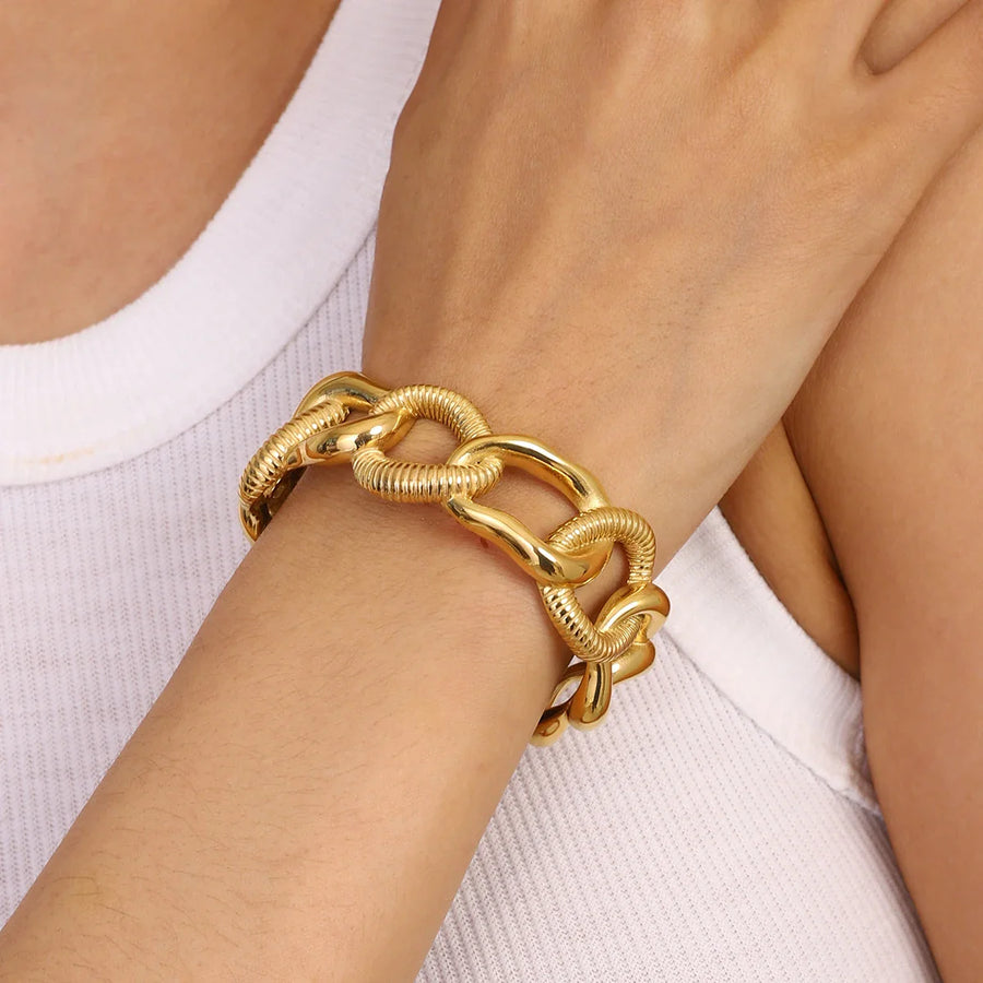 Opulent Link Cuff