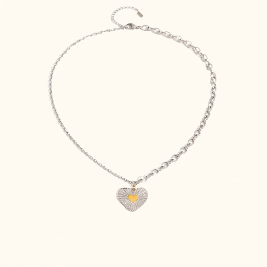 Serenade of Hearts Chain