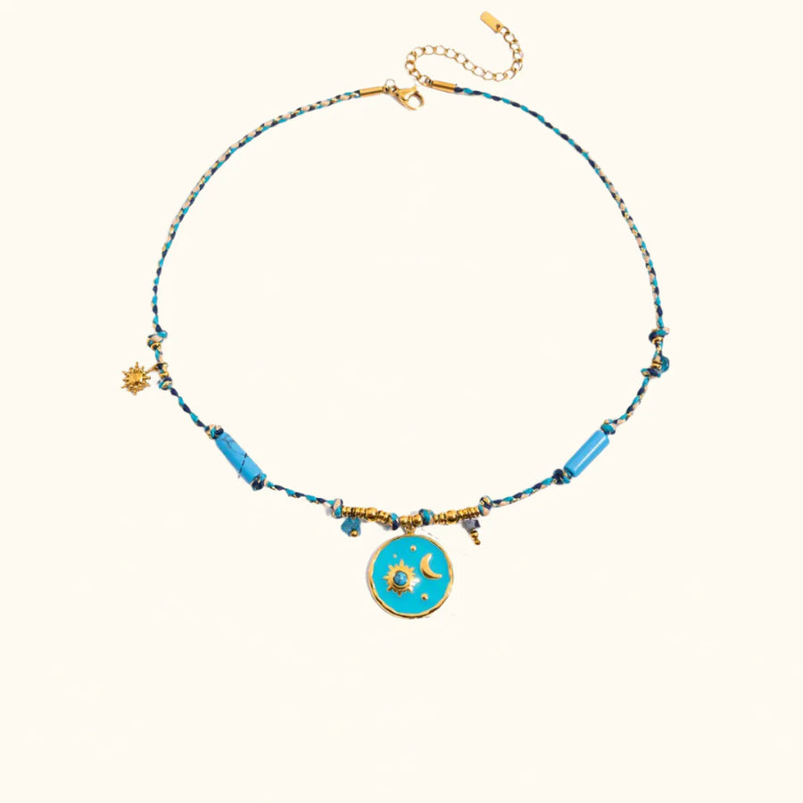 Elegant Solea Medallion