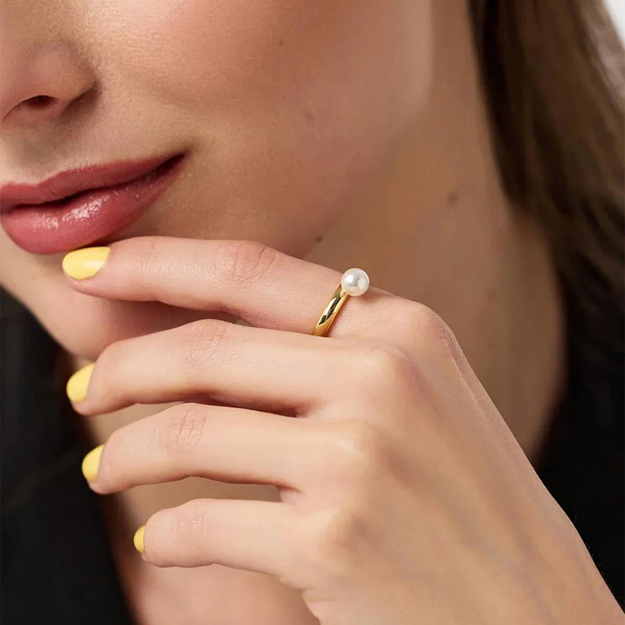 Glittering Dewdrop Pendant